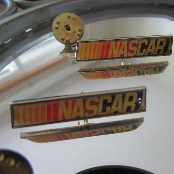 NASCAR Pins - Picture 10 of 15